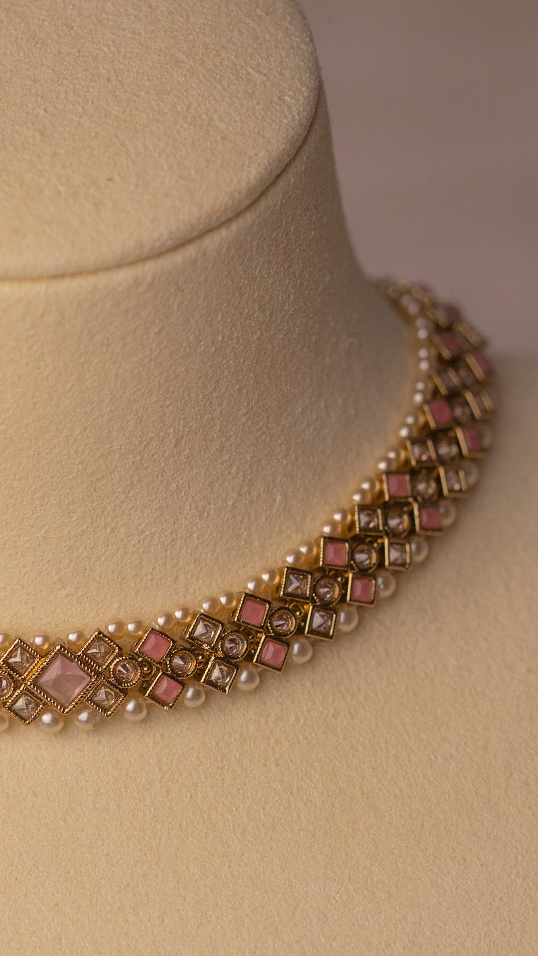 Sundari Necklace Set - Pink