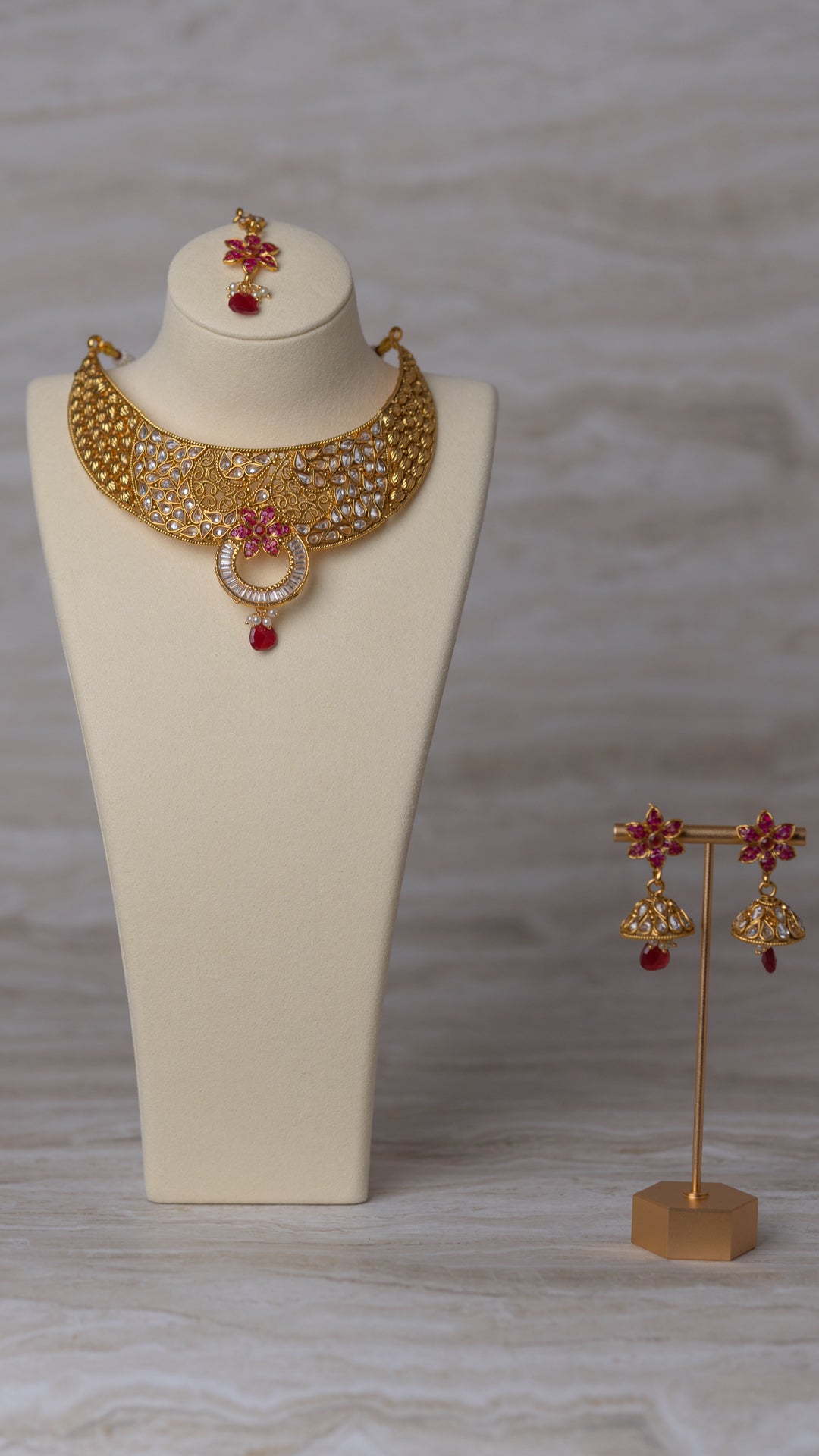 Ruhani Necklace Set