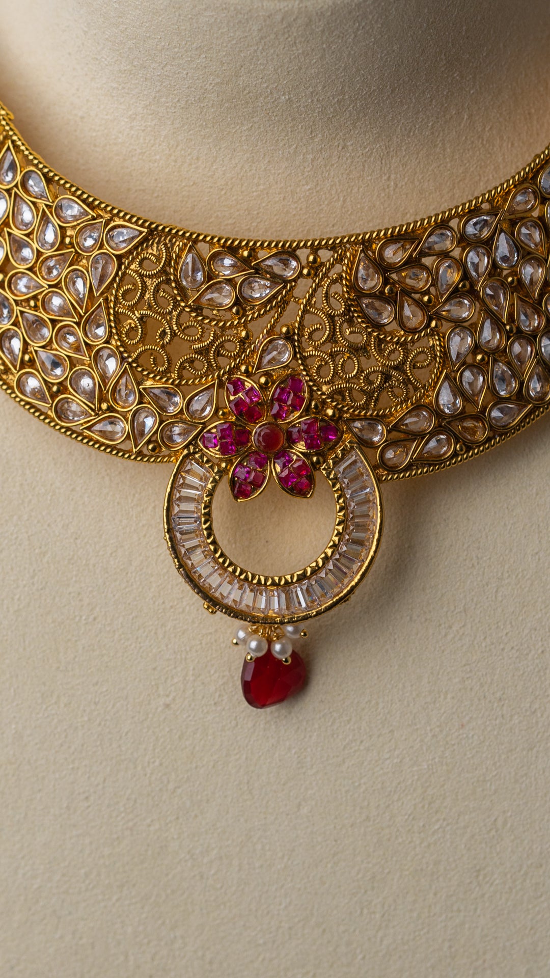 Ruhani Necklace Set
